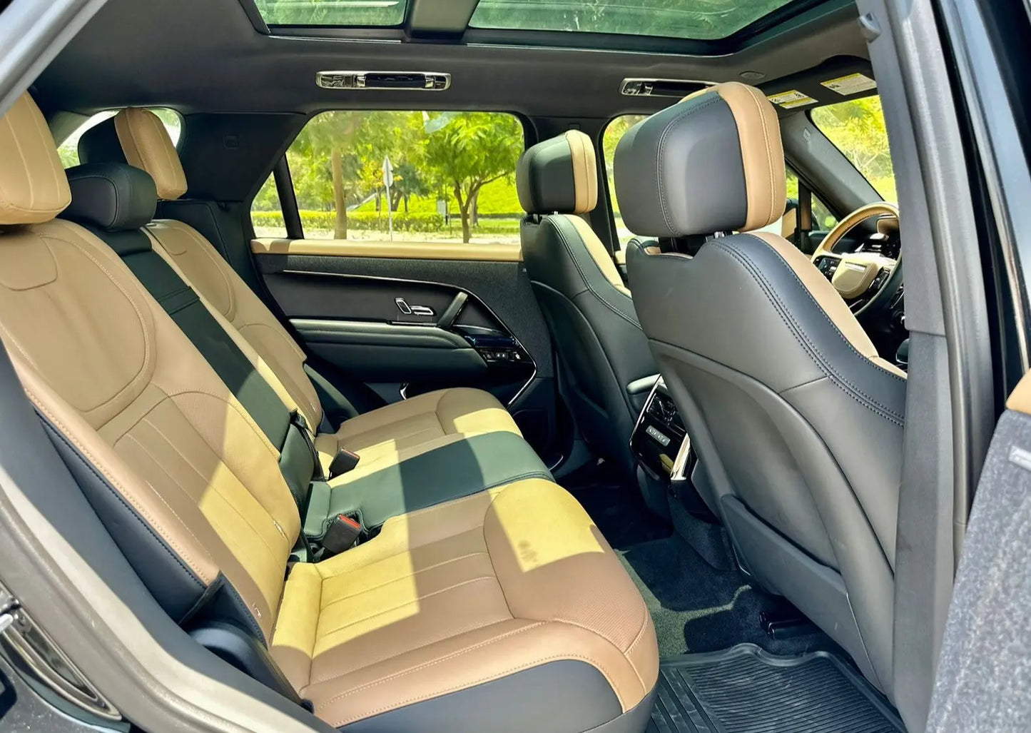Range Rover Sport 2024 or similar - Golden Key Rent Car LLC