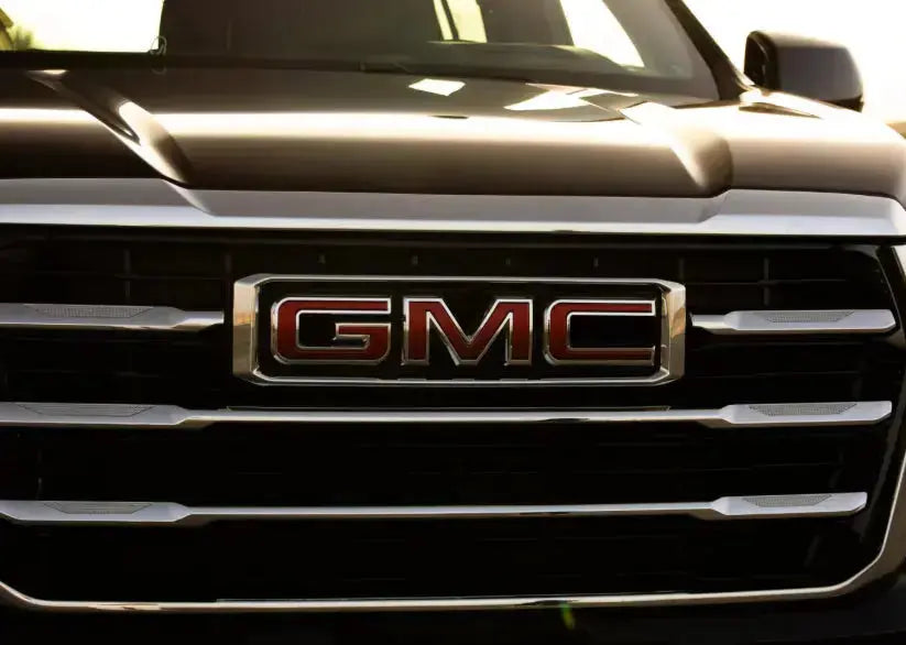 Dubai Airport Transfer - With GMC Yukon 2025 Golden Key Rent Car LLC