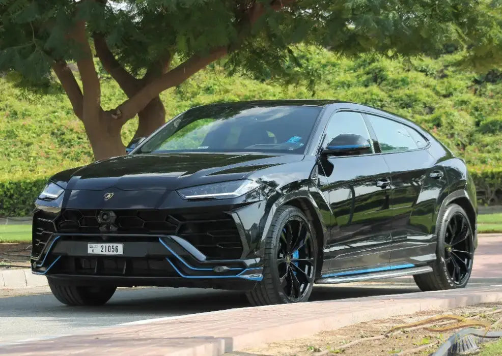 Dubai Airport Transfer - With Lamborghini Urus 2020 - Golden Key Rent Car LLC