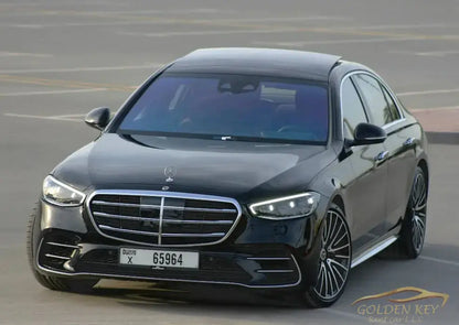 Dubai Airport Transfer - With Mercedes-Benz S500 2022 - Golden Key Rent Car LLC