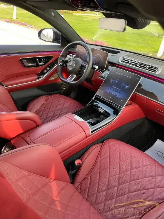 Dubai Airport Transfer - With Mercedes-Benz S500 2022 - Golden Key Rent Car LLC