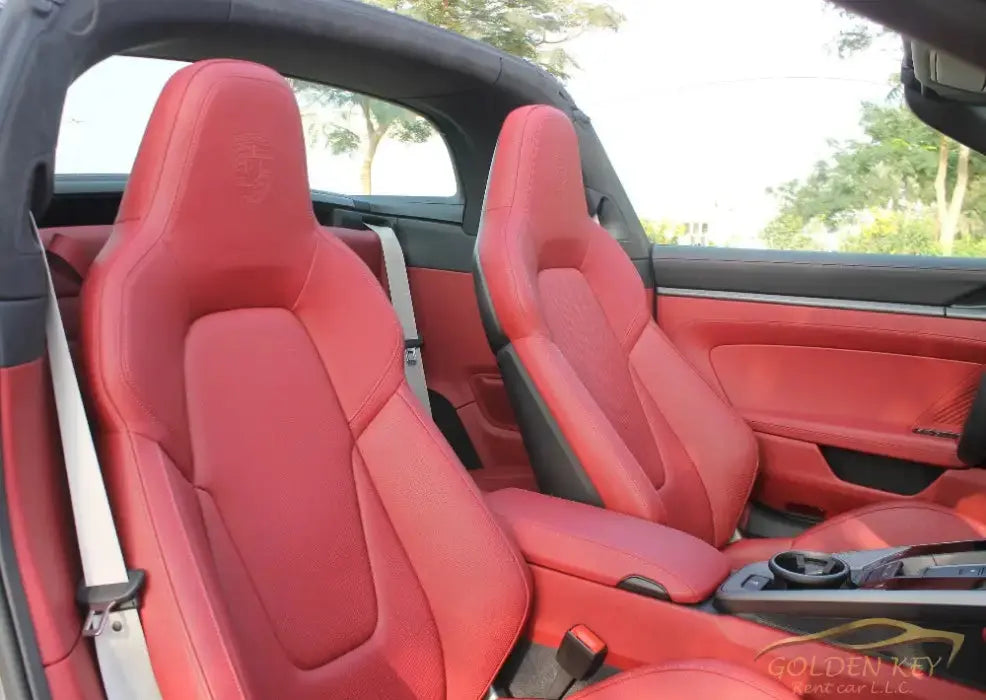 Dubai Airport Transfer - With Porsche 911 Targa 4 2023 - Golden Key Rent Car LLC