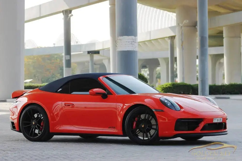 Dubai Airport Transfer - With Porsche Carrera 911 GTS4 2023 - Golden Key Rent Car LLC