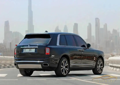 Dubai Airport Transfer - With Rolls-Royce Cullinan 2023 - Golden Key Rent Car LLC