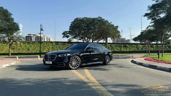 Прокат Mercedes-Benz S580 2022 года с водителем - Car Rental With Driver in Dubai
