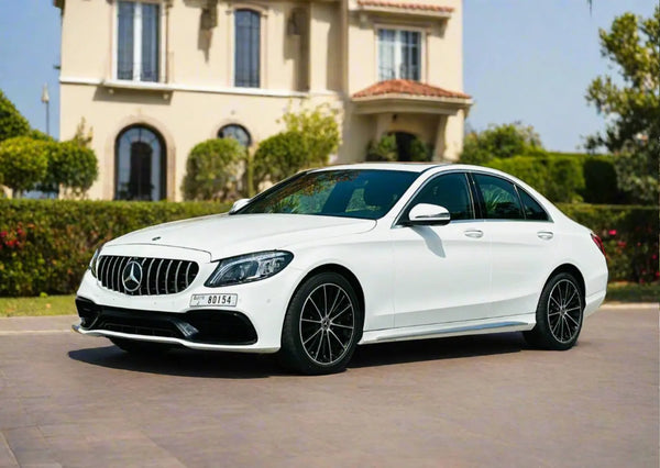 Мерседес-Бенц С300 2021 г. или аналогичный - Airport Car Rental in Dubai