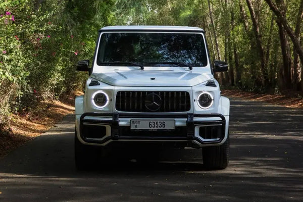 Mercedes-Benz G63 2025 White or simmilar