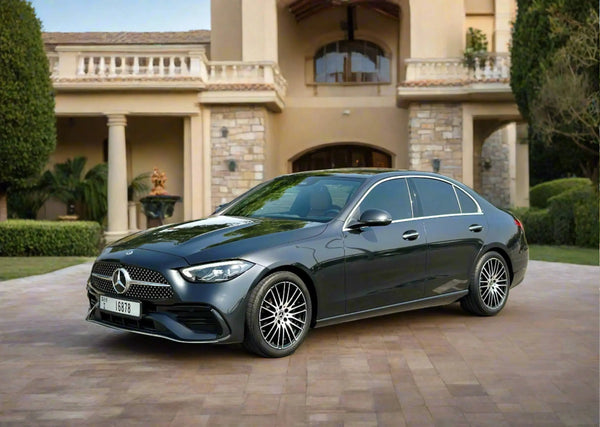 Мерседес-Бенц С300 2022 г. или аналогичный - Airport Car Rental in Dubai