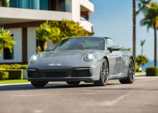 Porsche 911 Targa 4 2023 г. или аналогичный - Airport Car Rental in Dubai